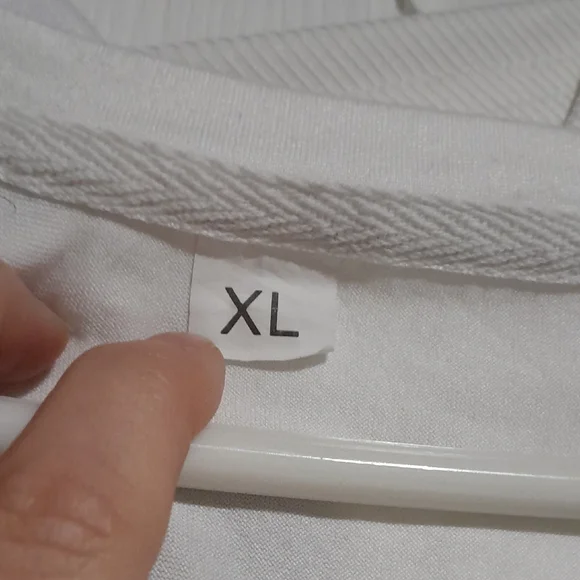 Color Block Short Sleeve Tee - Picture 2 of 7